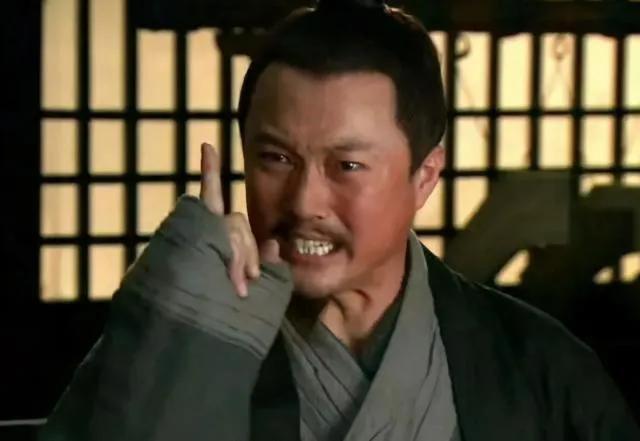 今日话题：刘备更喜欢诸葛亮还是法正？？？网友甲：刘备喜欢法正就是刘备集团向外