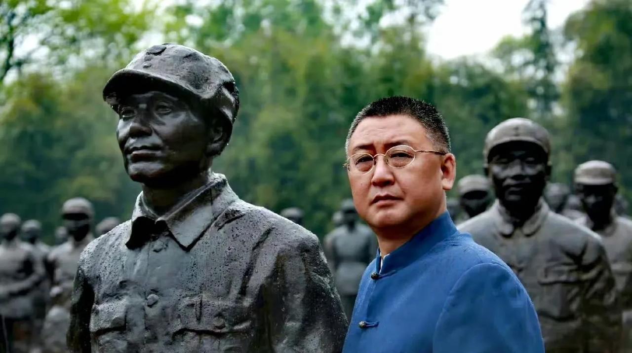妈妈的爱，有多疼？建川博物馆馆长樊建川讲过一个故事：战争时期，能打一支盘尼西