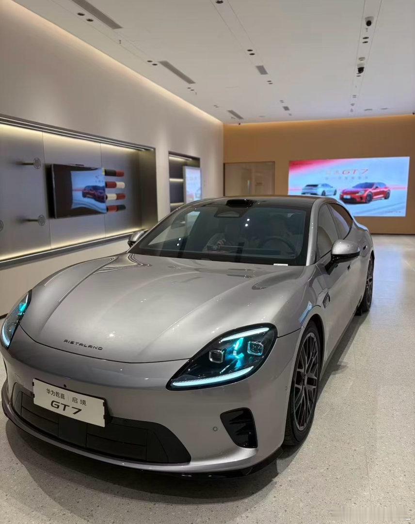 启境GT7预售价格21.99万起一直在关注的启境汽车——这个由华为乾崑与广汽集