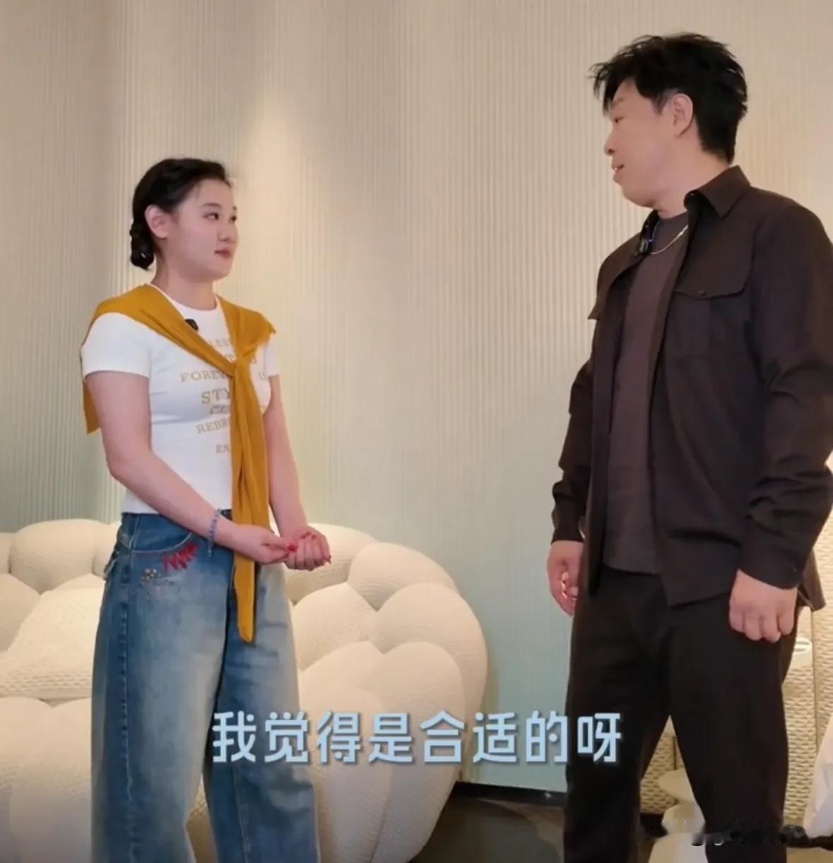 奥运冠军张家齐问黄勃，自己适不适合当一个演？，黄渤说，首先从性格、表现力来说都没