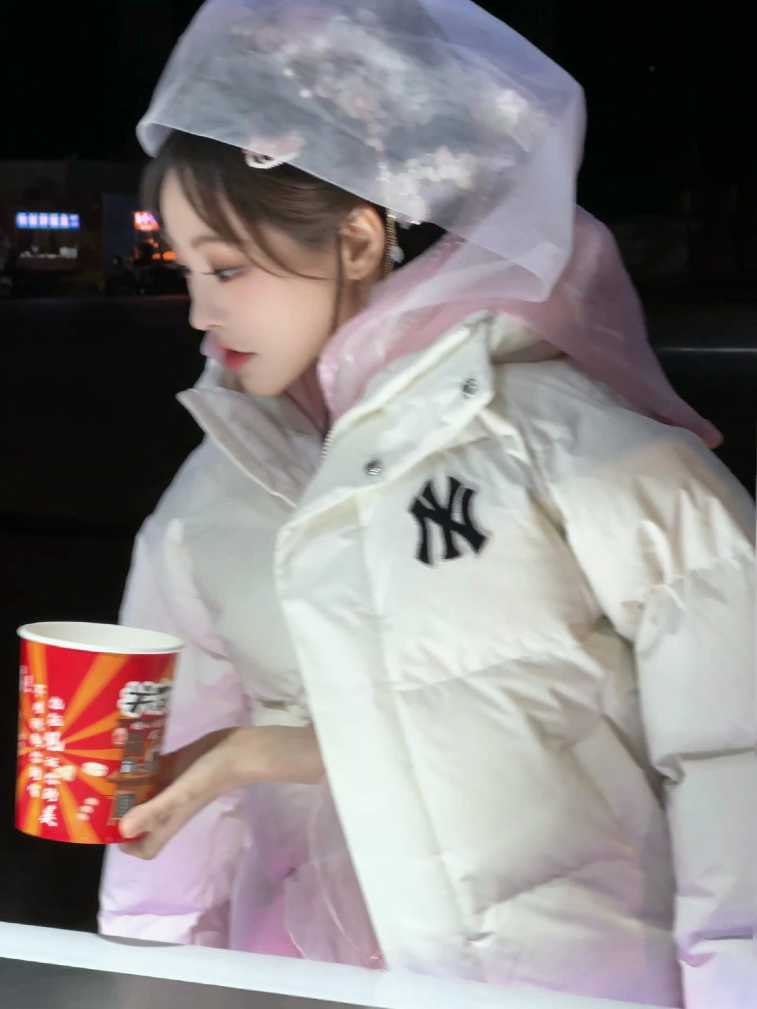 报告！抓到一只吃货祝绪丹