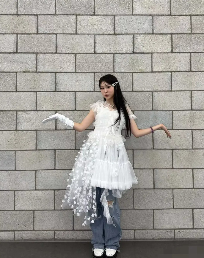 韩国的包装功力确实厉害！小沈阳的女儿，如今瞧着越来越有张元英的模样，确实好看！