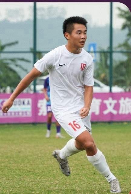 恭喜成都蓉城，又培养了一名超级新星。成都蓉城自己培养16岁小将帅惟浩在刚刚结束的