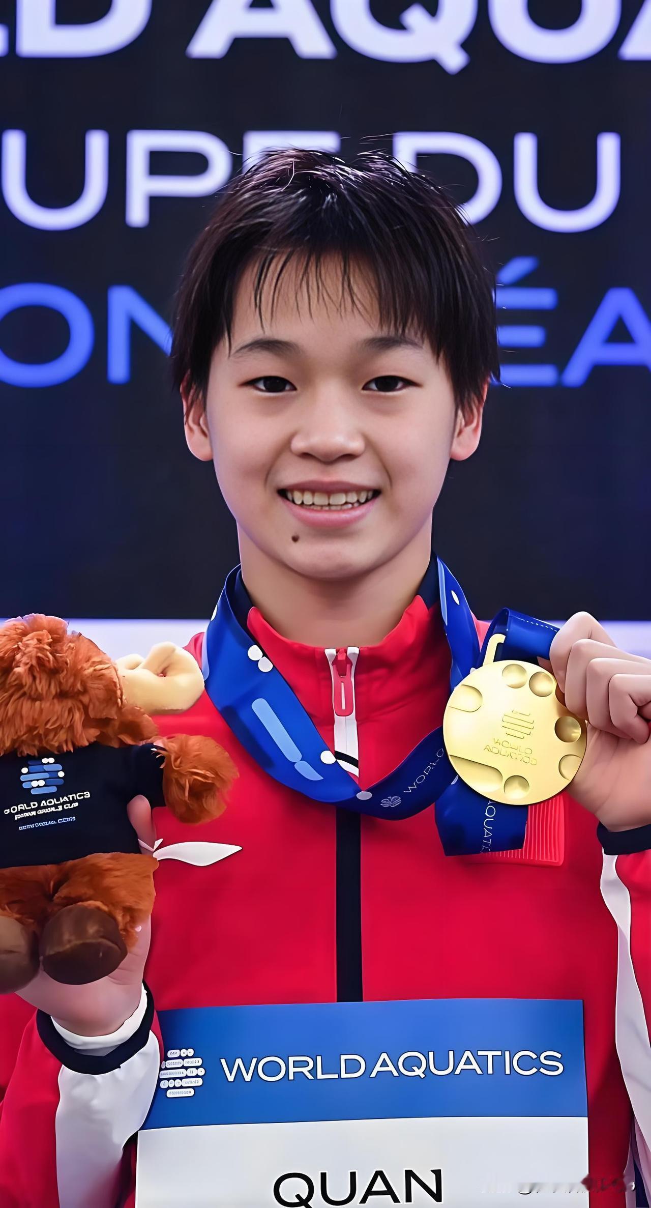 为什么那么多的人喜欢全红婵3跳满分+183天逆袭！18岁全红婵凭啥圈粉亿万人？