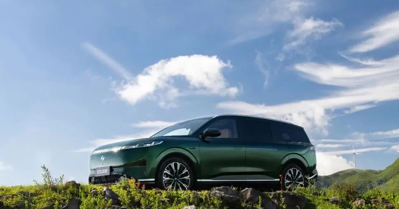 我国三大央企汽车集团：1、中国一汽：吉林省2、中国长安汽车：重庆市3