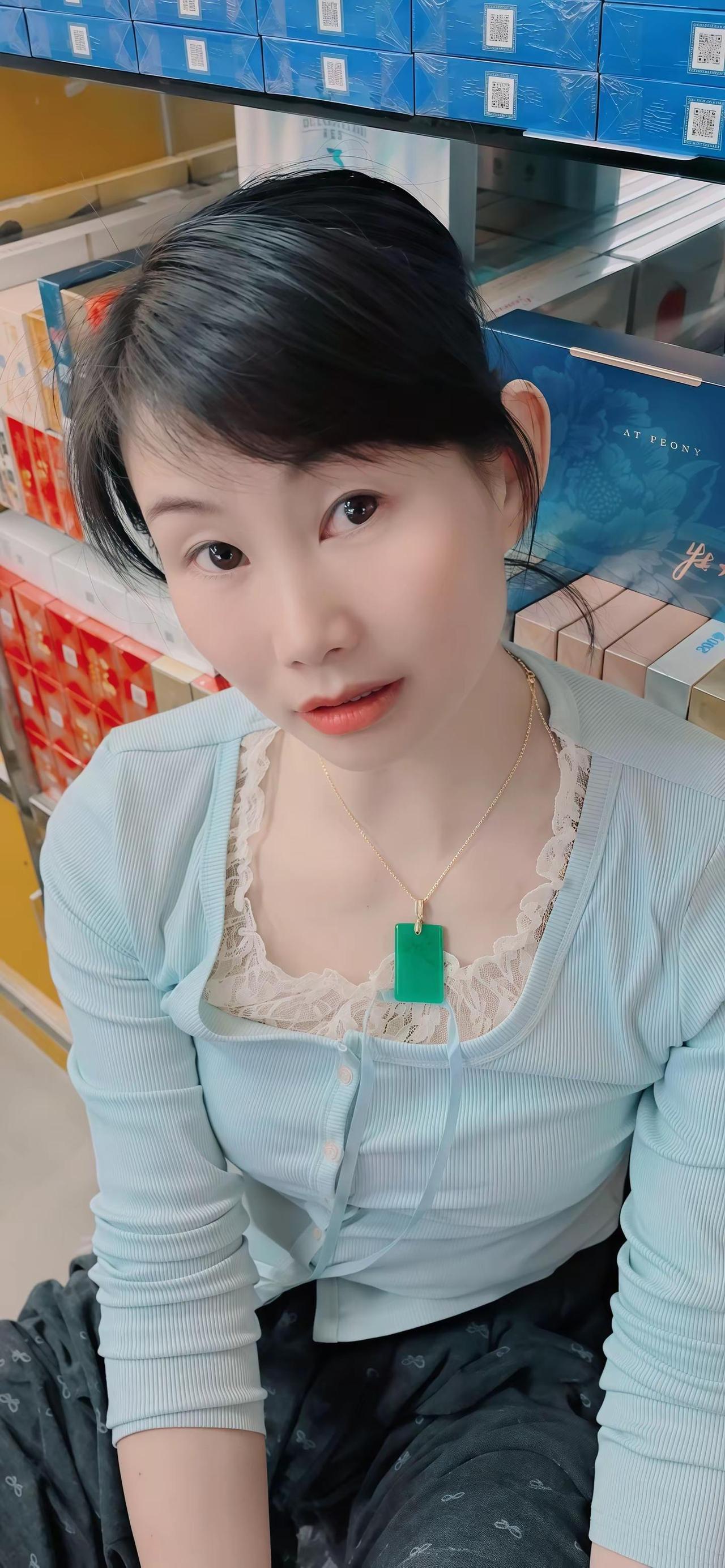 度过了一个安安静静的早晨。