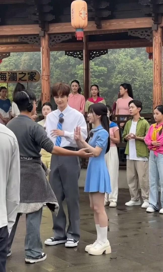 身高太致命了窈窈有期这么快就线下合体了