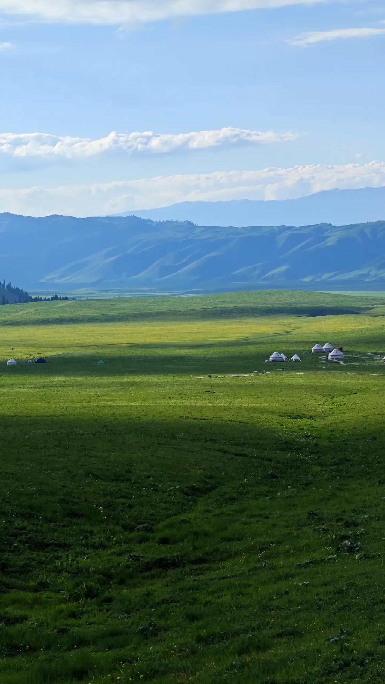去年碰到一个初三的学生家长，他是在孩子一模考试以后来找我的。南京的一模是4月