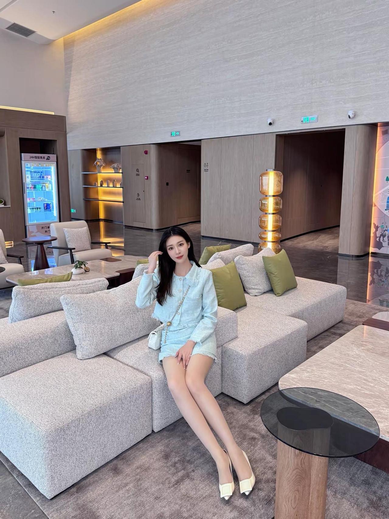 姐该怎么拿下你？平底锅还是甜言蜜语？时尚穿搭气质女神范