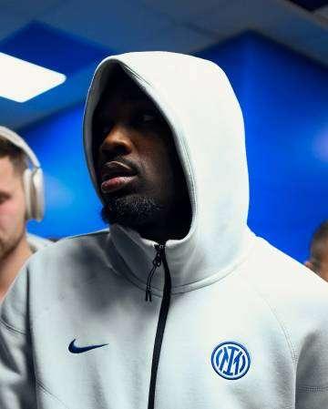 至少现在看，博尼跟图拉姆还是有差距。博尼的问题是需要追比分的时候，他的踢法并不容