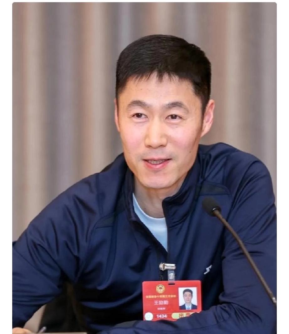 王励勤现在估计头都大了，他怎么也想不到，太原这比赛，在咱自己家门口，国乒女单