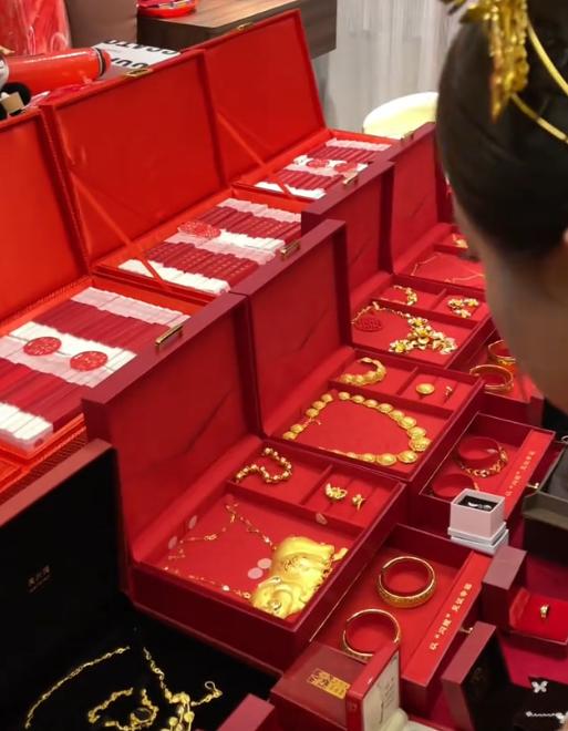 82年我妈用全部嫁妆，换来了小舅的高考机会，小舅还了三代人情！1982年，我小