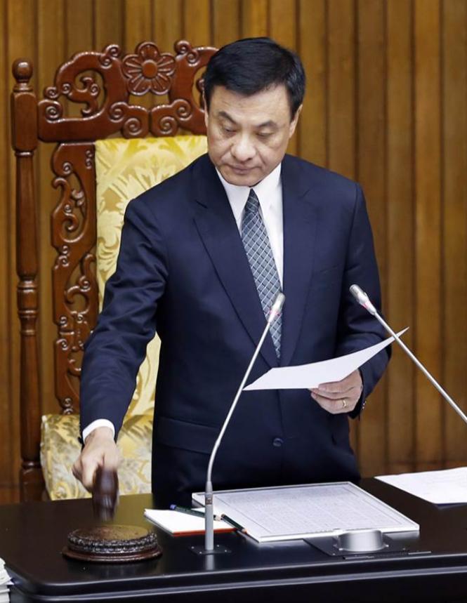 就在刚刚，台“防务部长”顾立雄发布严正声明，4月27日，针对台湾地区海军退役