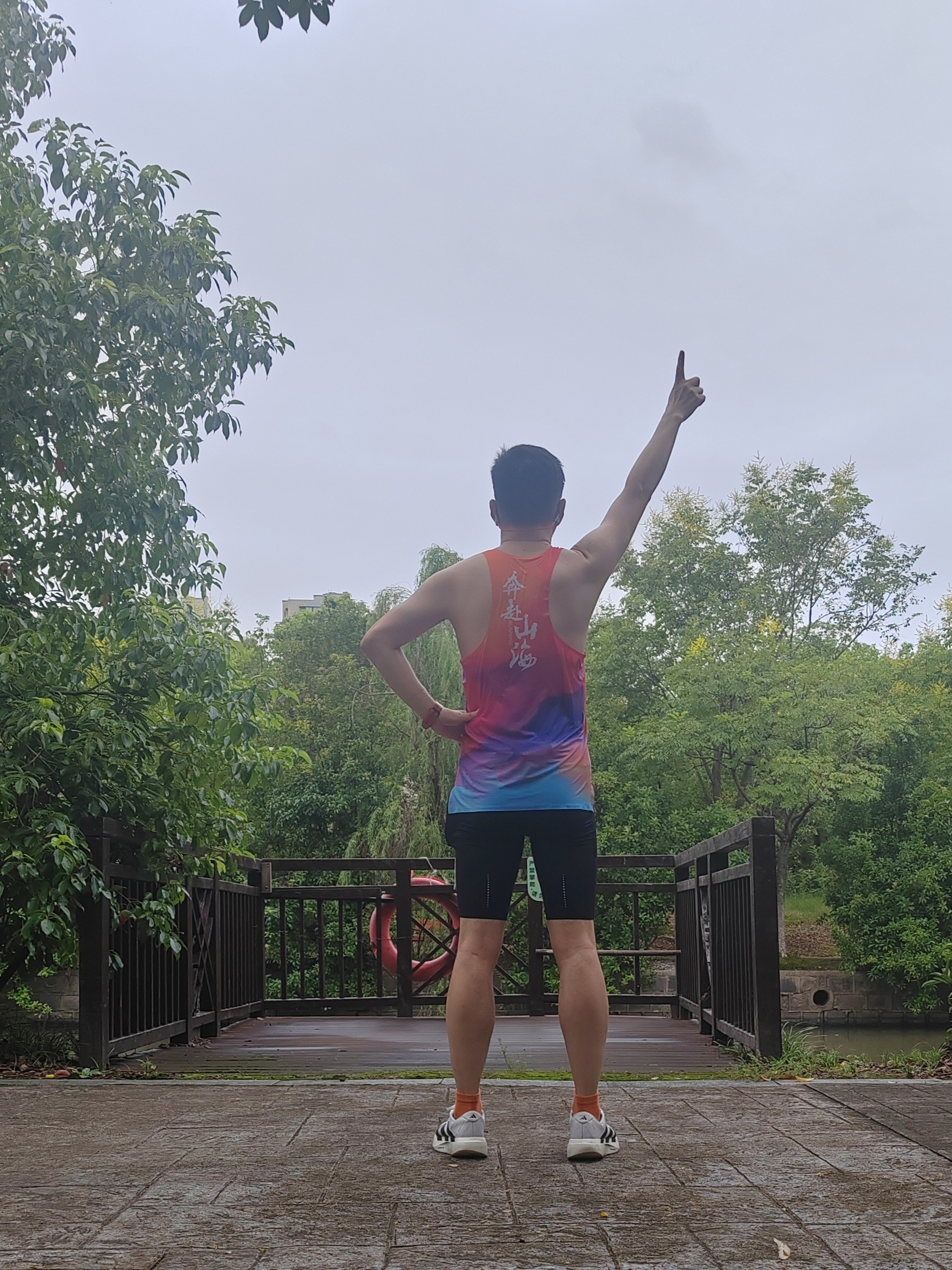 每个人都不想变老，有的人问为什么人上了年纪脸会变宽？有的人想知道如何将40岁的身