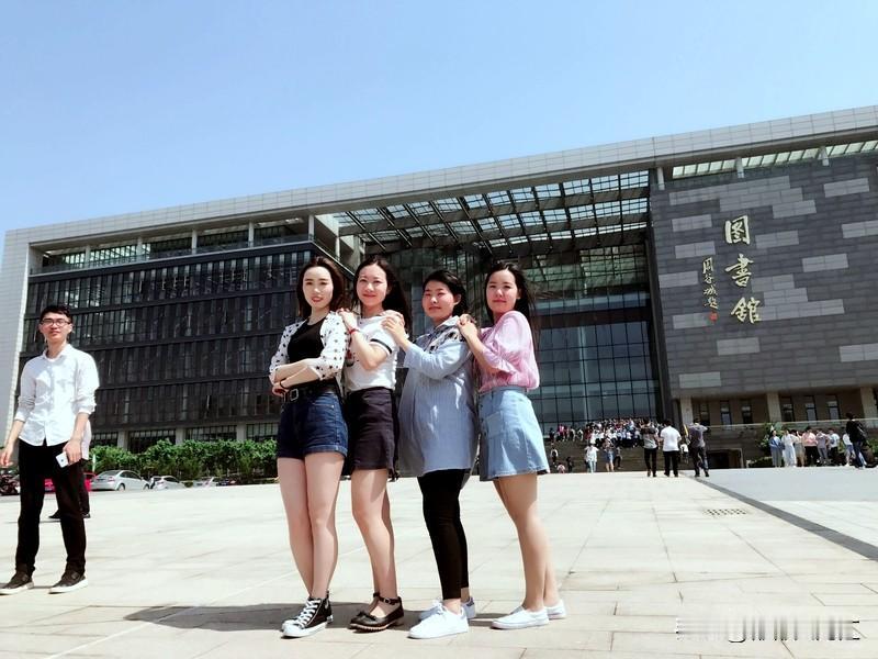 想不生病少生病，得从生活各方面入手。生活习惯上，要规律作息，每晚保证7-8小