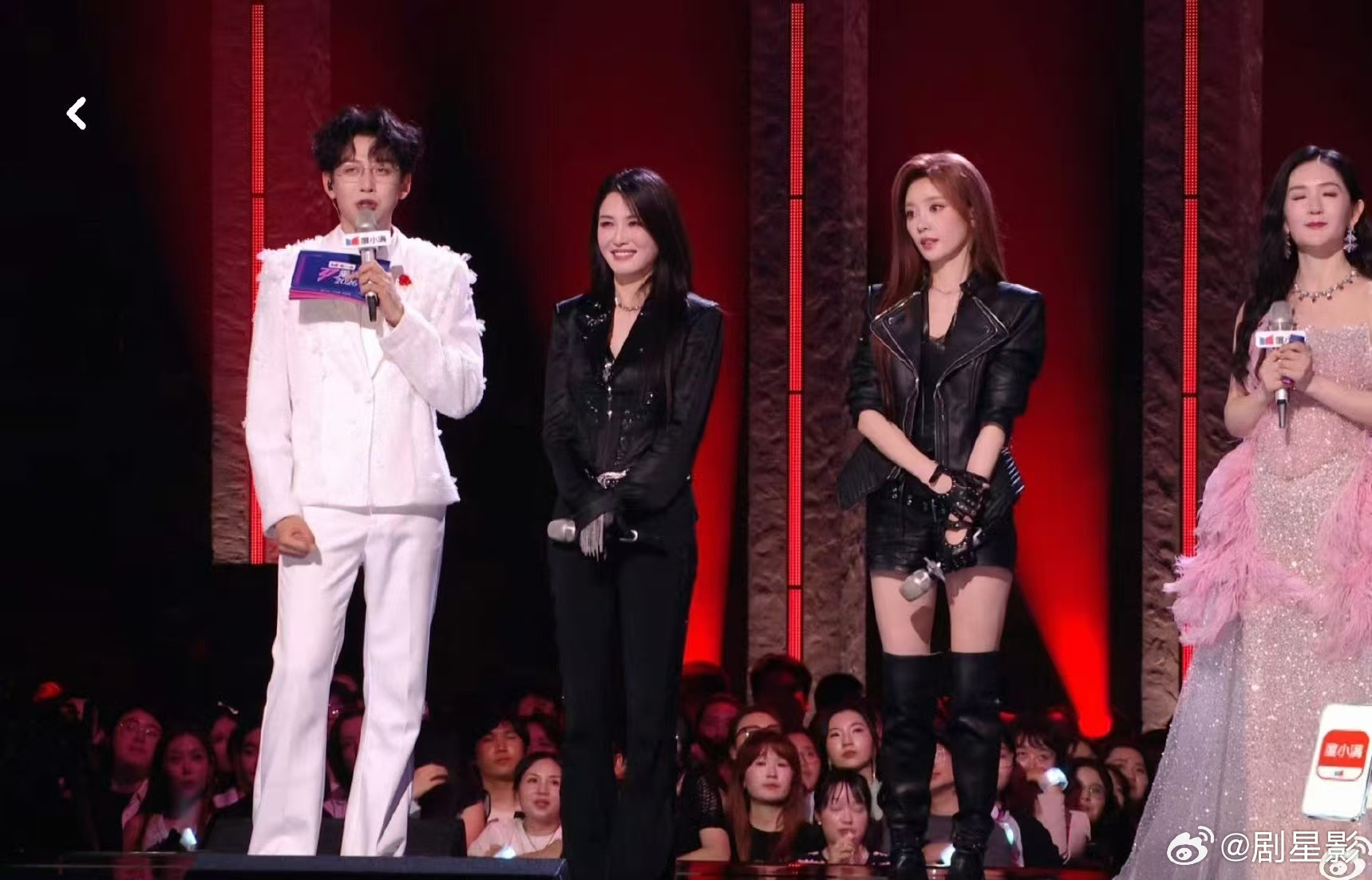 徐洁儿395票输了只有我觉得徐洁儿分低了吗浪姐直播舞台徐洁儿395票输了，完全