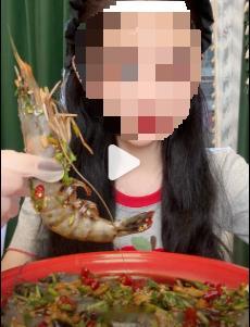 刷到吃播博主离世的新闻，心里堵得慌。好好吃饭本该是件幸福的事，却被流量...
