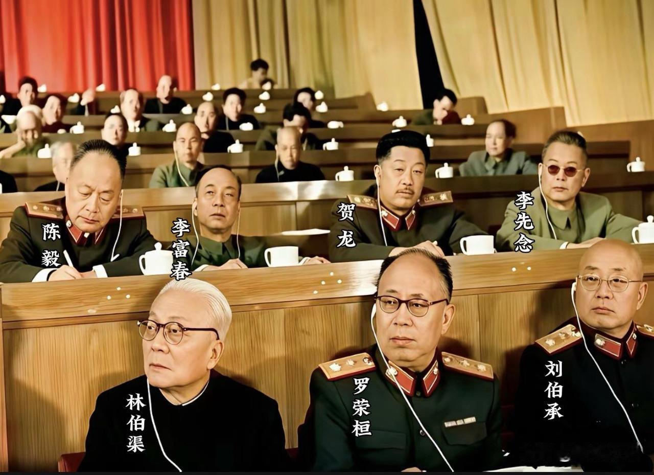 这张合影你们见过么？这张合影拍摄于1959年，新中国成立10周年之际，全国第