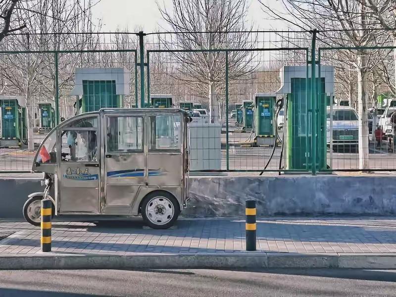 开了6年纯电车，今天去4S店做了三电检测——电池健康度SOH还有88.5%以上。