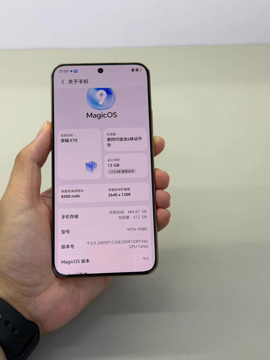 真心建议选千元机的朋友们直接入荣耀X70焕新版，朋友刚入了几天，发现太实用了。