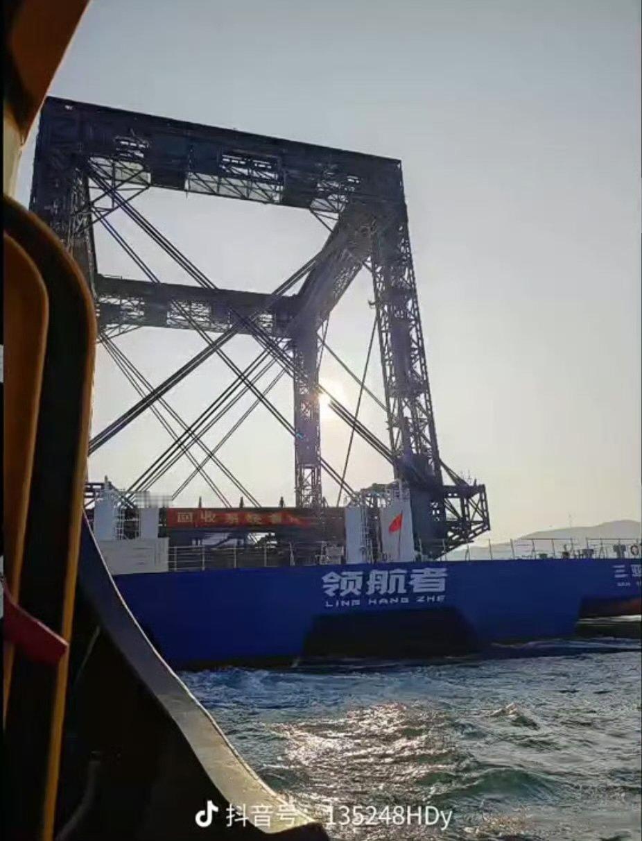 长征十号系列火箭海上网系回收装置系统工作示意图(p1)