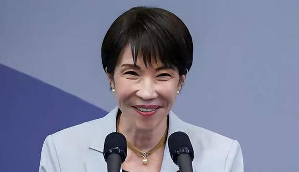 你敢信？日本首相前脚刚走，韩国总统后脚就在网上拍桌子骂人，骂的还是自己国家的媒体