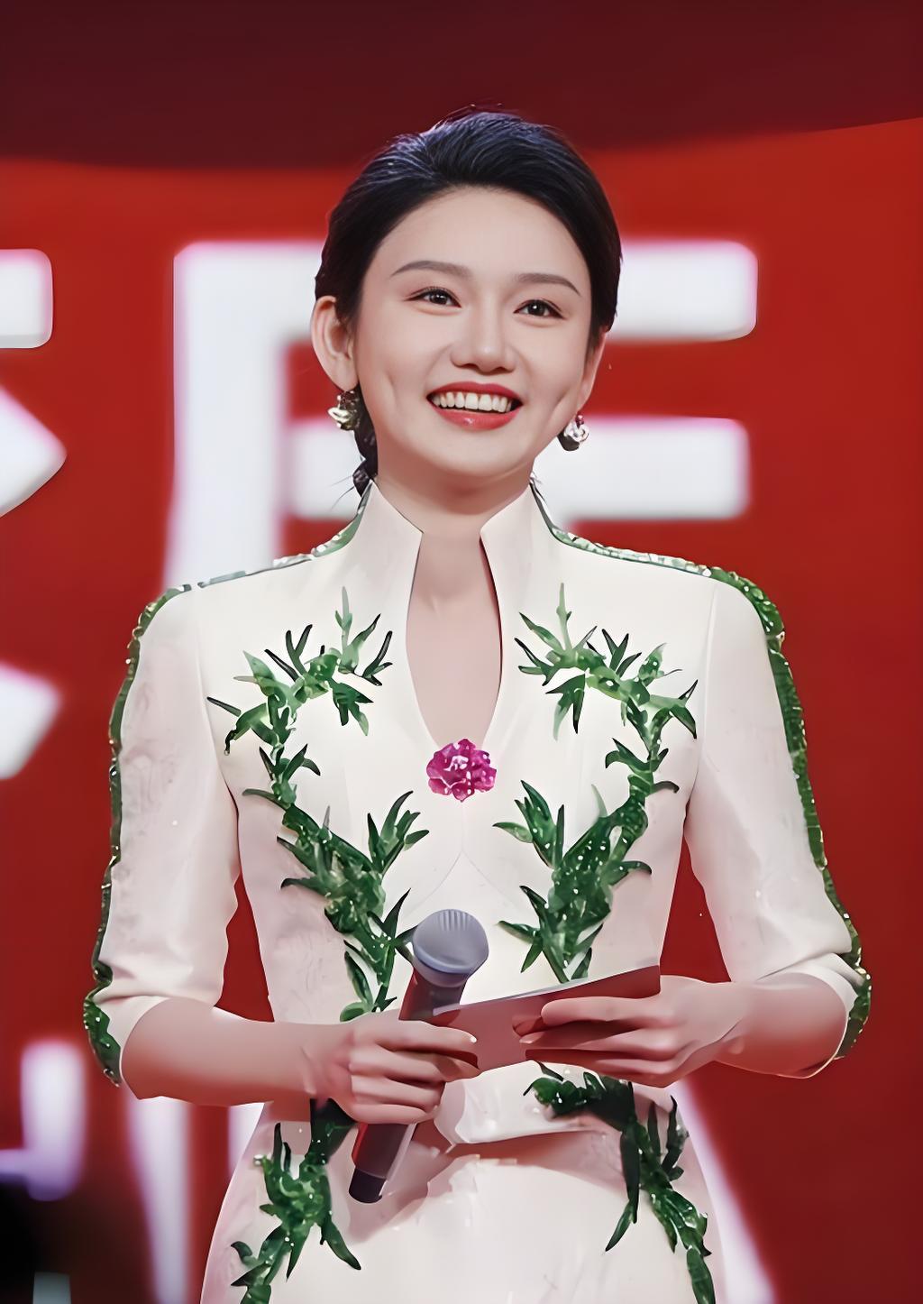 龙洋至今单身，不是没人追，也不是不想嫁。而是她的要求，高到连撒贝宁听了都愣住