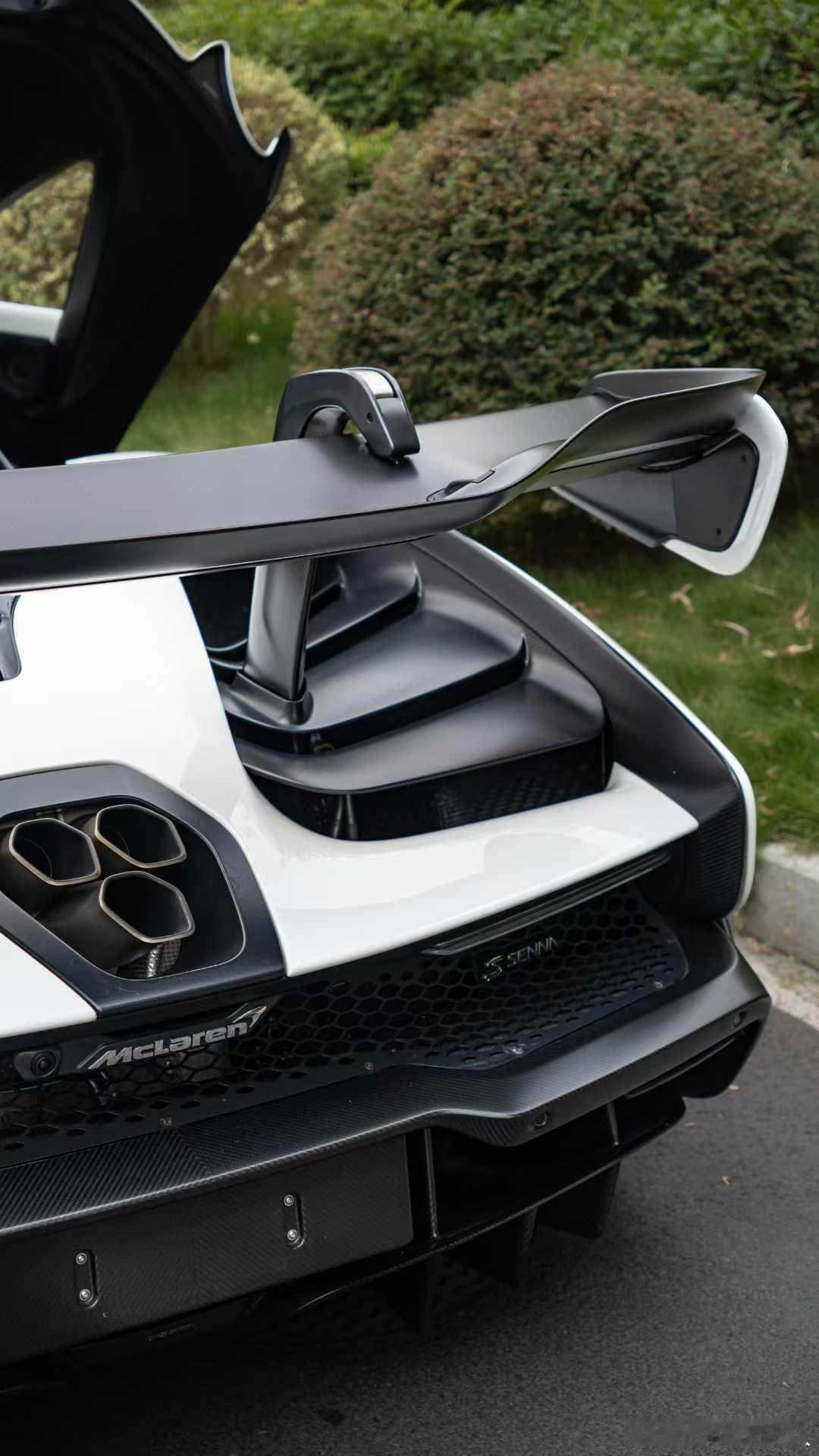 McLarenSenna蓝牌，过户出，​2025年/4000km​​​