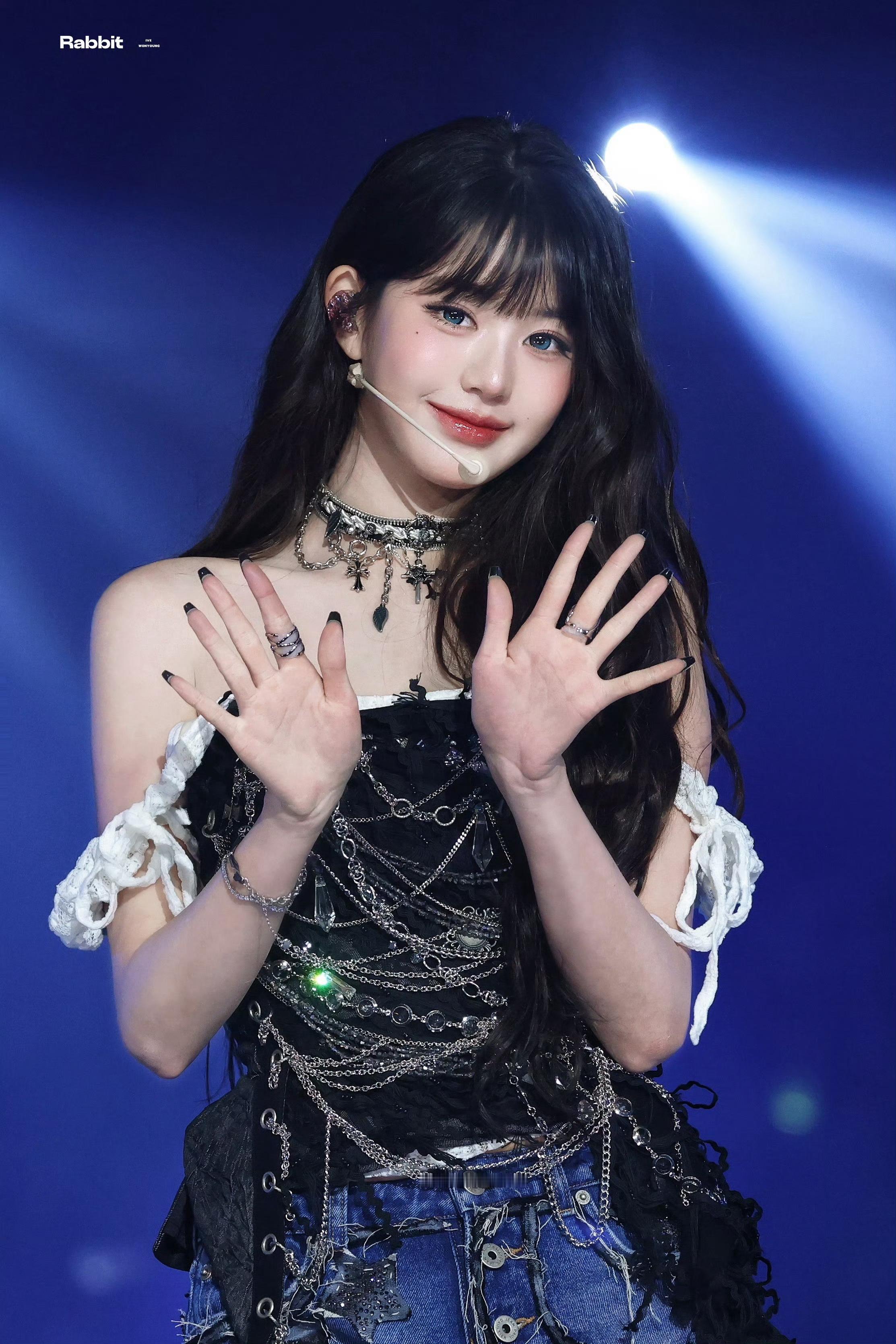 【张元英】星光熠熠的蓝玫瑰cr🧣RABBIT_040831