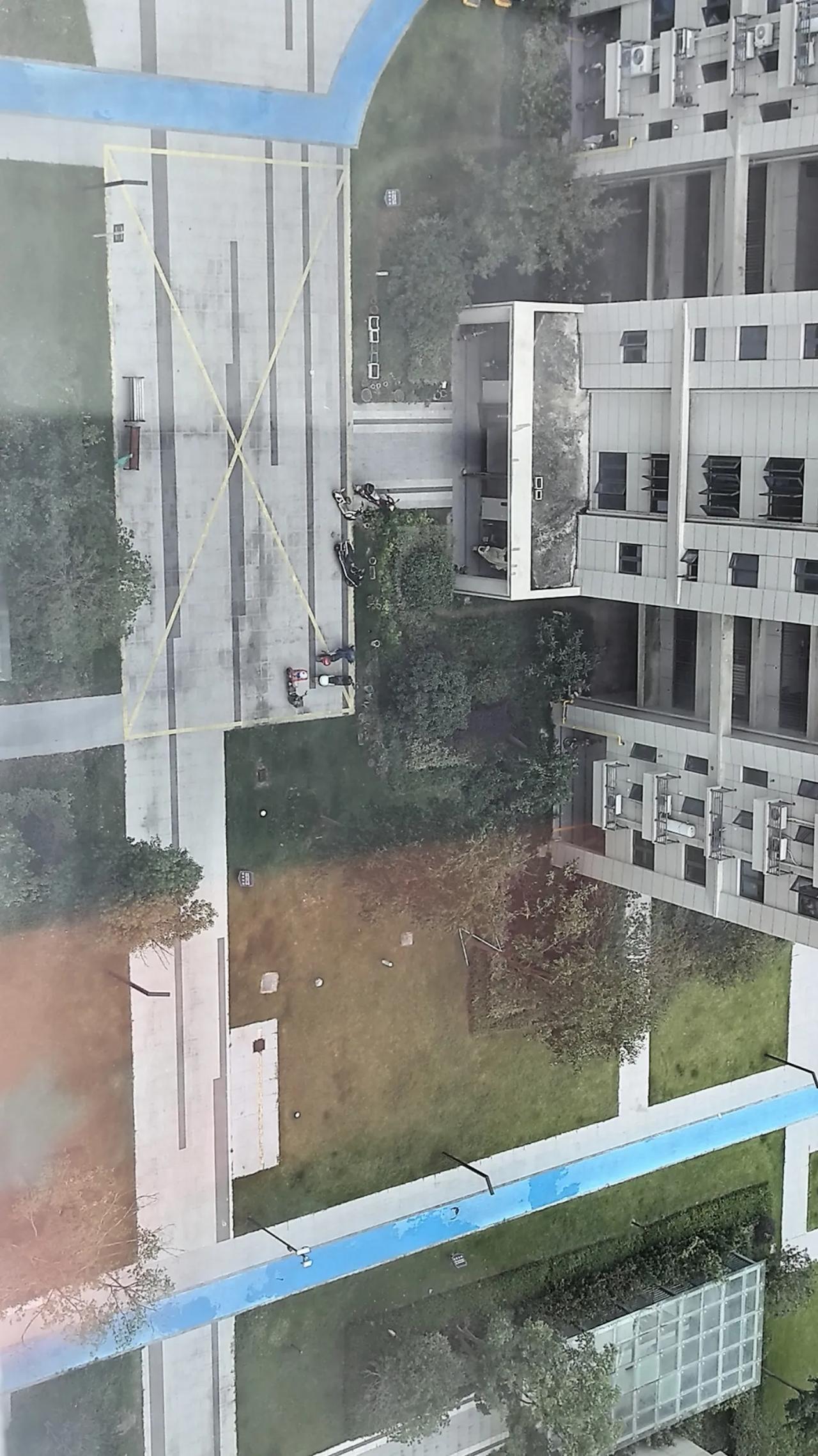 九十岁婆婆不到一年换了六个保姆去年底公公去世了，我们陪婆婆住了一段