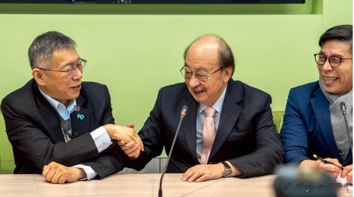 柯文哲推“绿白合”为的是跟赖清德“讨价还价”民众党前主席柯文哲上周以游说