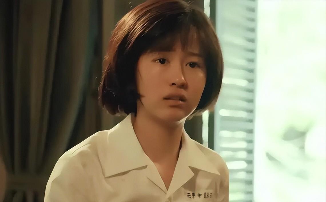 吴石将军1950年被枪毙后，老婆被抓进监狱，女儿16岁，儿子才7岁，只能在台湾街