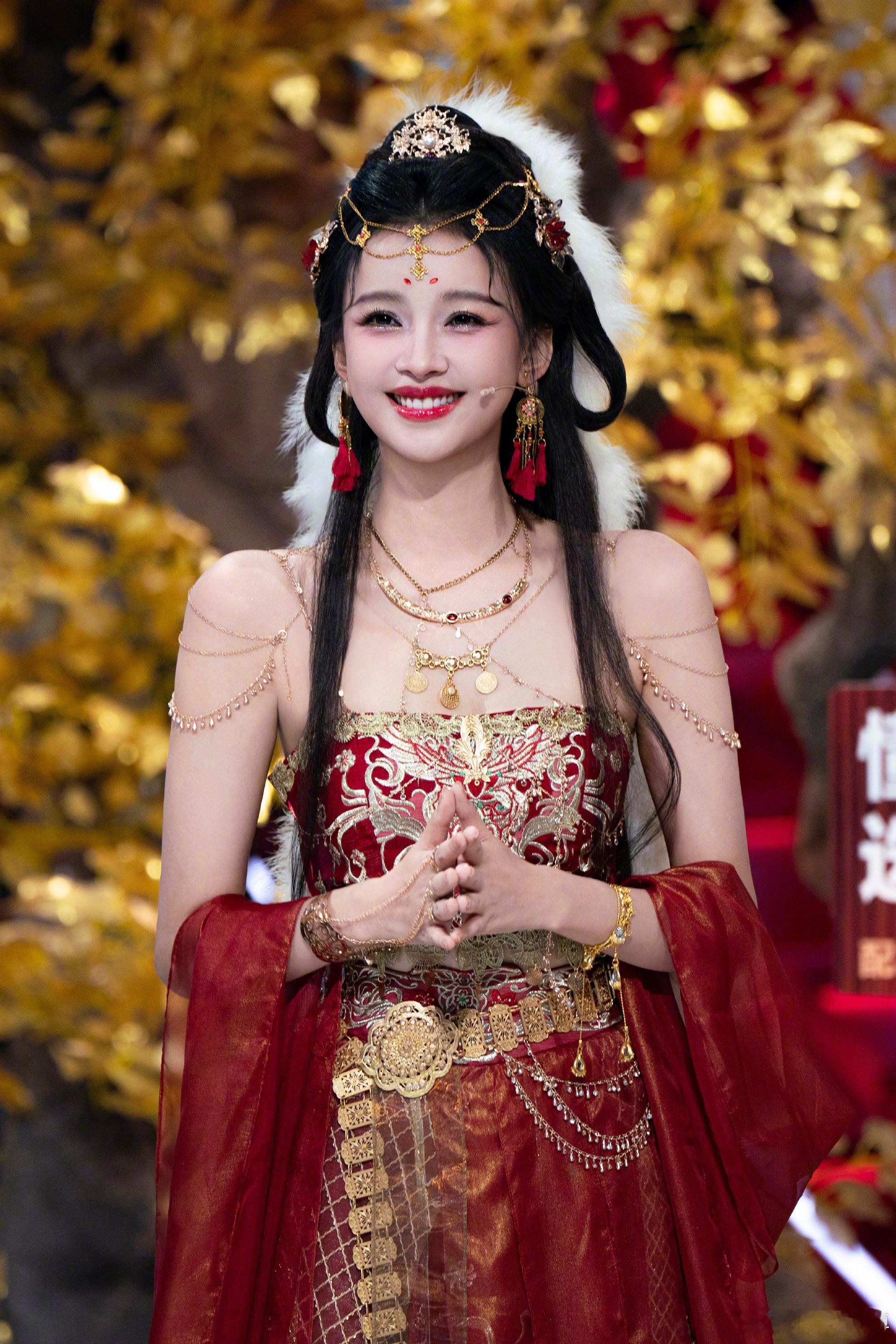 孙怡也开始直播带货了孙怡也太漂亮了吧！这个造型真是太美了！完全击中我的心巴！孙