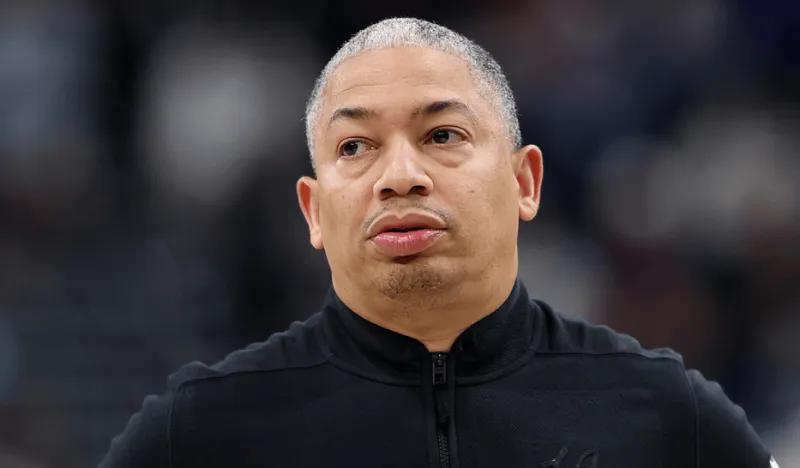 快船都血崩了！全世界都说，这太疯狂了。泰伦卢却说，我感觉还好！近15场13