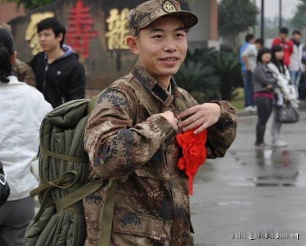 当兵时候！当兵的时候，是上世纪的八十年代。到了部队，首先得到的消息：一是不再从