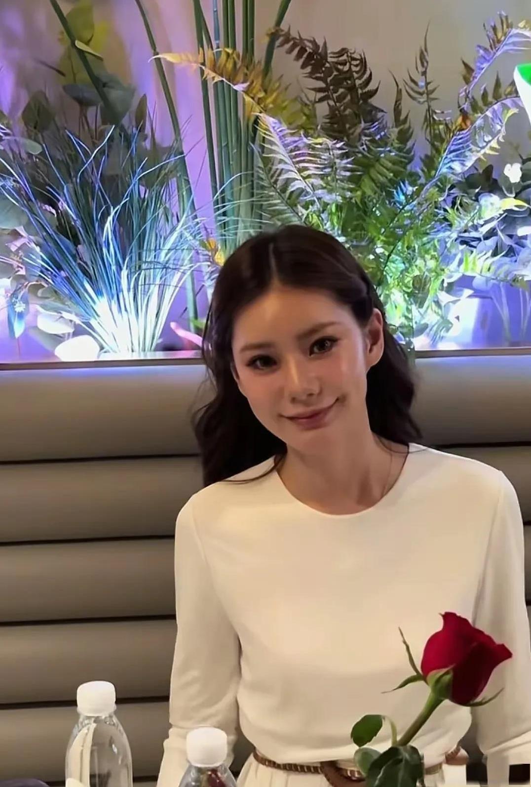 马筱梅活成了多少女人的天花板虽然是二婚但人美心善情商高帮着夫家上孝老人下