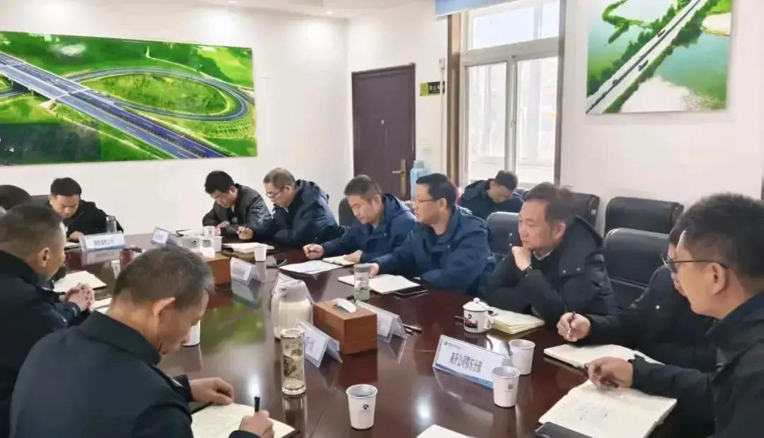 1月9日，湖北武黄高速运营单位牵头开了个多部门应急保畅会，专门为这条即将全面通车