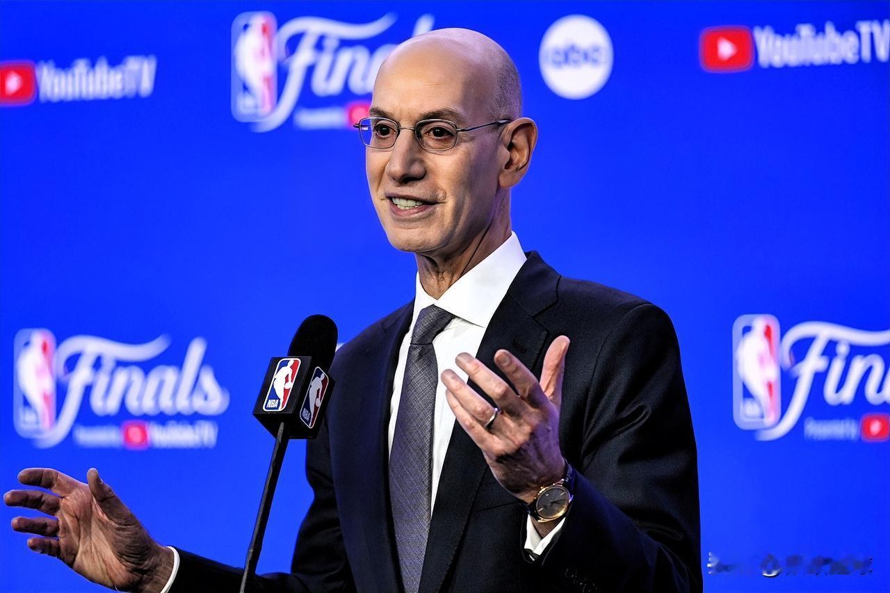 亚当肖华这次真的慌了！詹姆斯高调向NBA宣战！历史最水状元夸梅·布朗炮轰勒