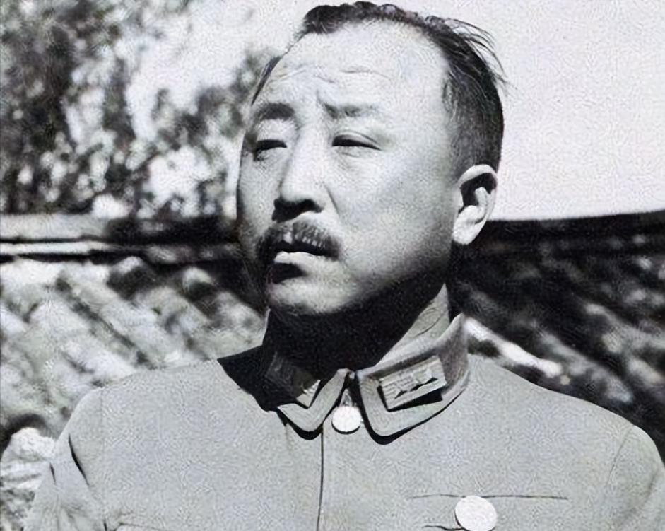 1949年，卫立煌被中共列为战犯，夫人吓得大哭，他却松了口气说：“我有救了！”
