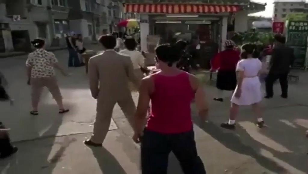 TBALLER 街头足球教学 lesson 04 - 平地花式基