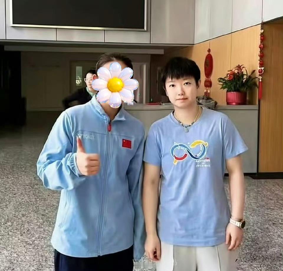 最近不忙啦，突然发现已经大半年没亲眼见此咪🥲2026过得好快啊