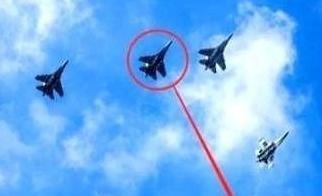 现在西方包括美国应该意识到了事情的严重性，以前打仗讲究“发现即摧毁”，现在中国空