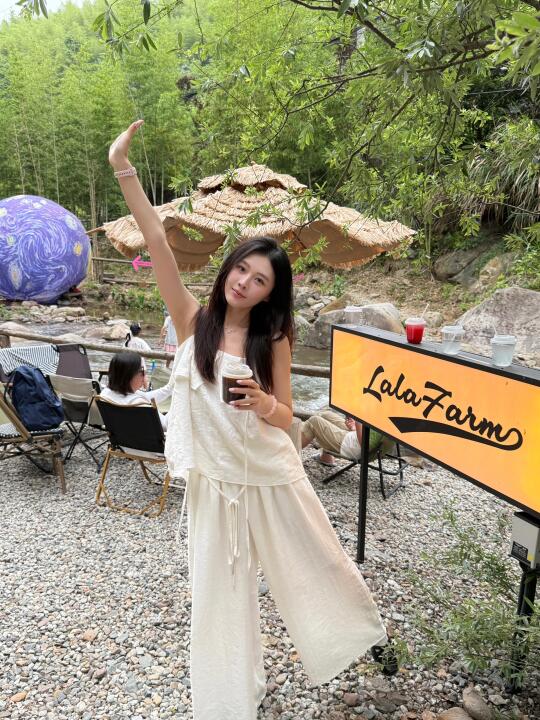 💦溯溪露营风Cafe☕️夏天就应该玩水！