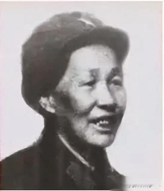 1937年，红军战士华全双从五百大洋身价跌到三块大洋，她在兰州街头与买家拉扯竟引