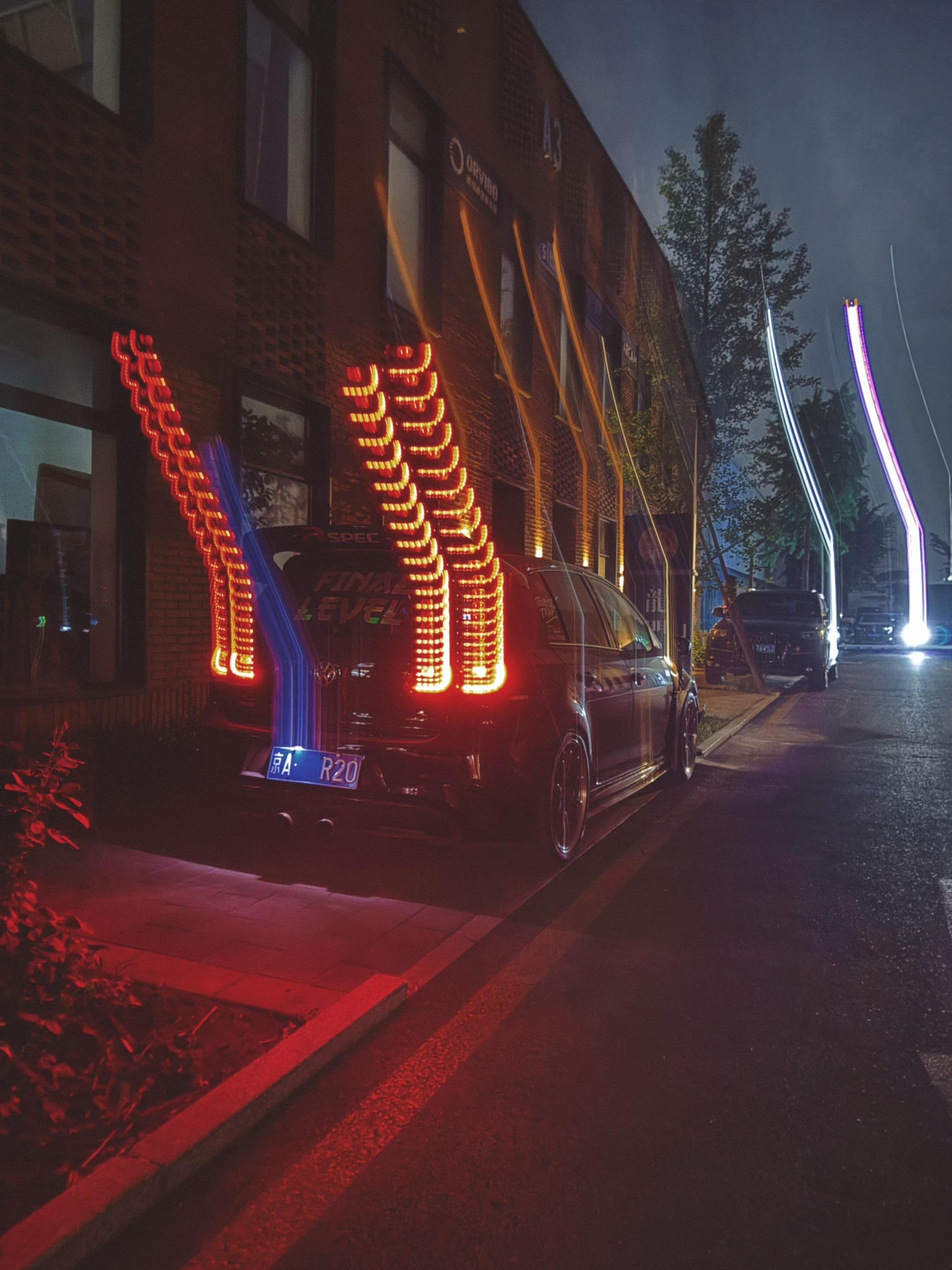 我与我那僵尸车。