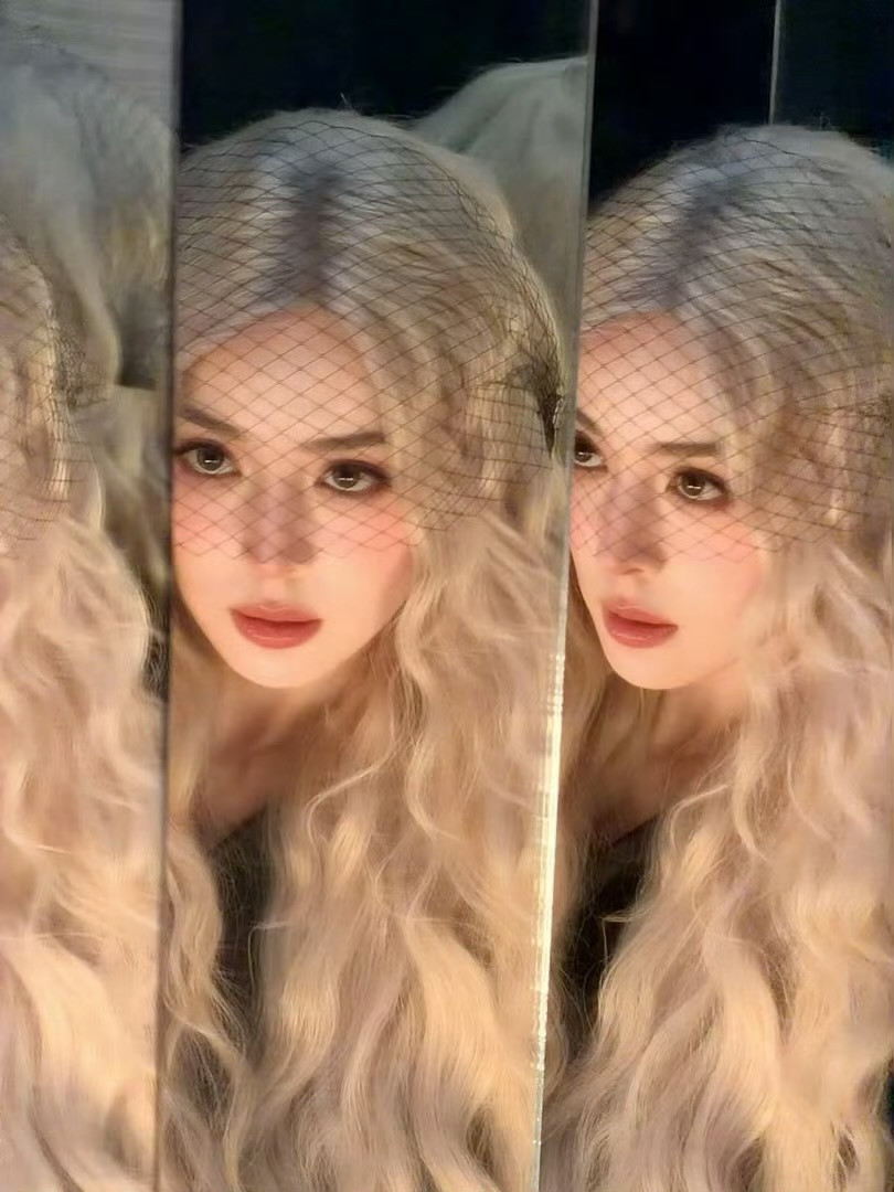娜扎金发好长啊娜扎这次不是仙女是杀手不再是温柔仙女！娜扎浅金长卷发搭配冷冽眼神，