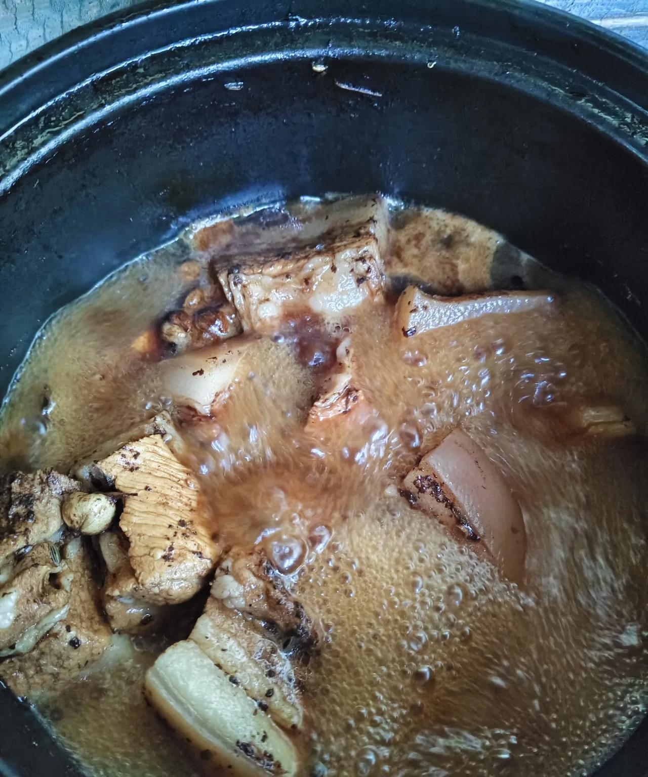 兰州的鸡蛋价格跌破了4元一天，大肉也跌到了10以下！这不是谣言，友友们去菜市场