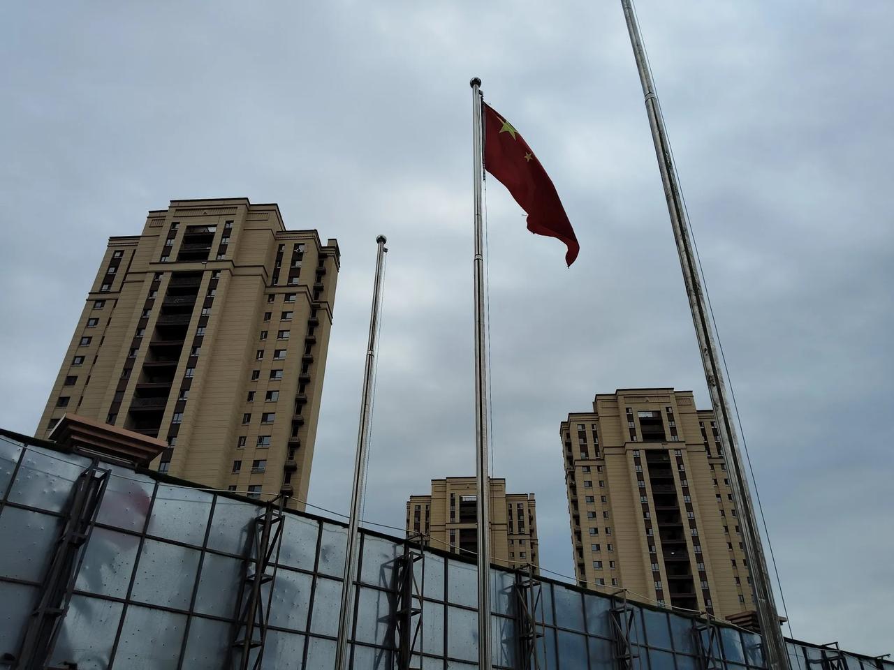 让帝国主义在我们面前发抖吧！日前，“头条”传来惊人消息：由浙江大学余杭量子研