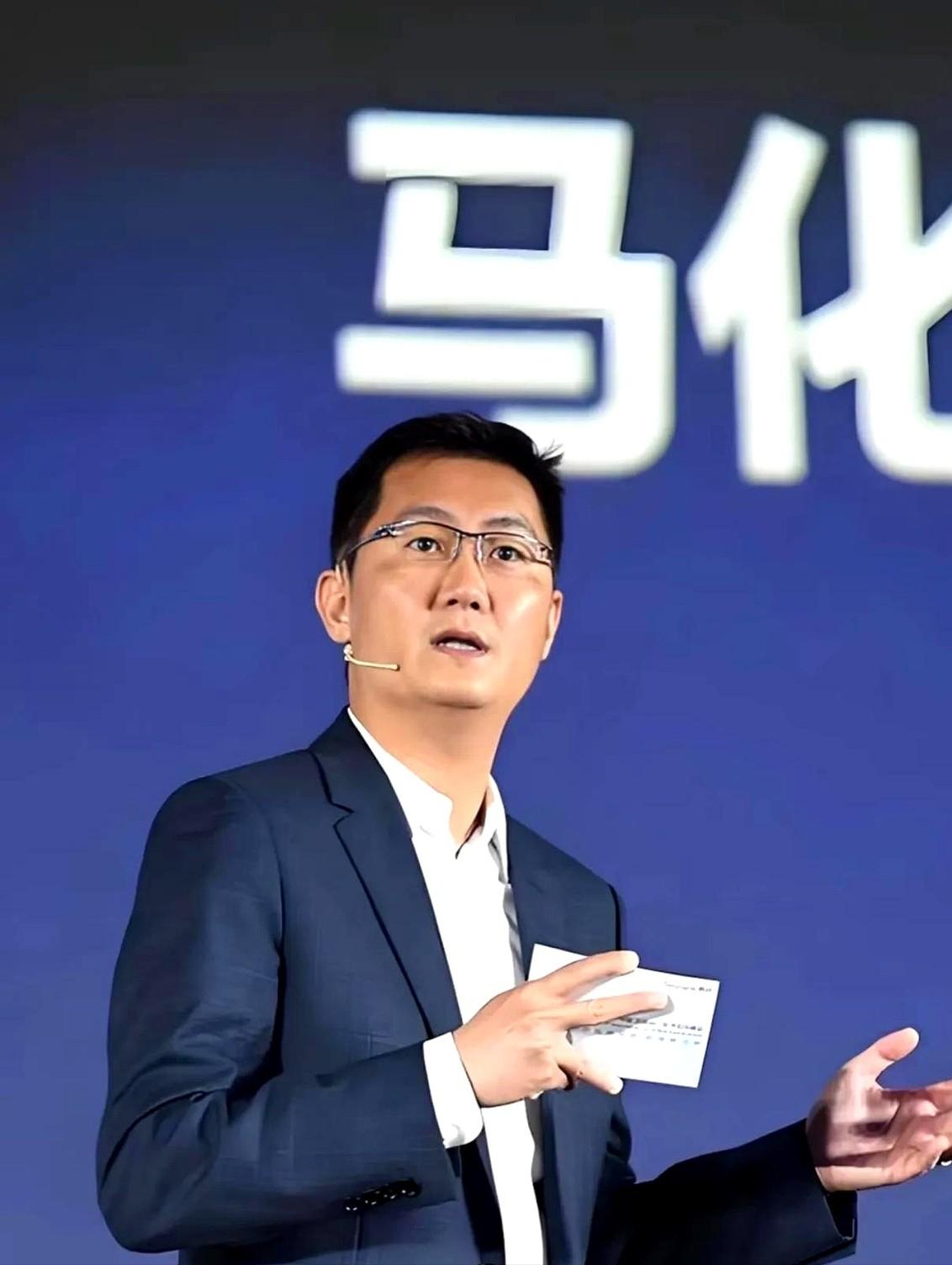 张一鸣当年看马化腾，那句话真叫一个毒。 那年张一鸣的字节跳动高歌猛进，T