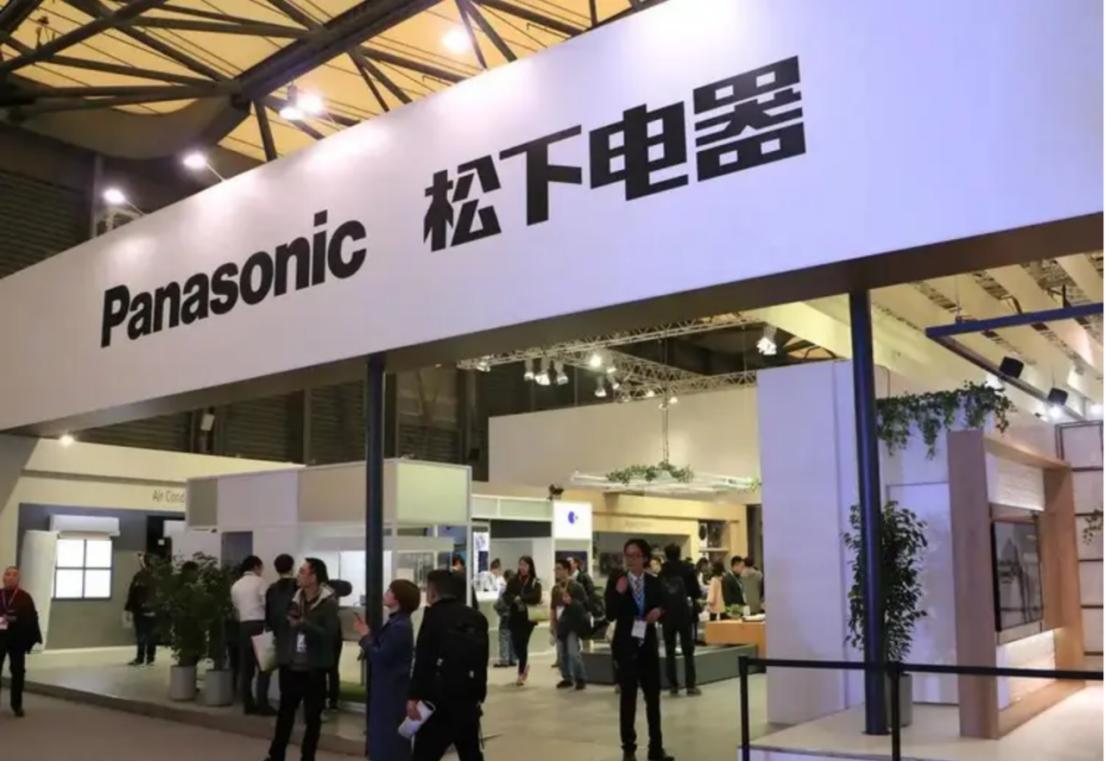 最近日本媒体点出一个扎心的变化，过去中国家庭买电视会想到索尼和夏普，买车会考虑丰